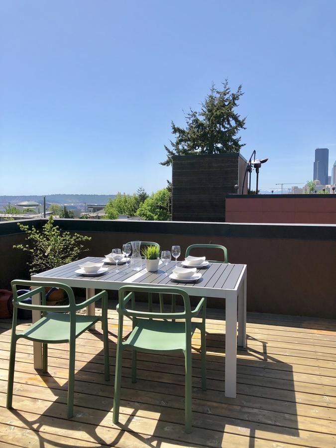 Central Modern Home With Rooftop Seattle Eksteriør billede